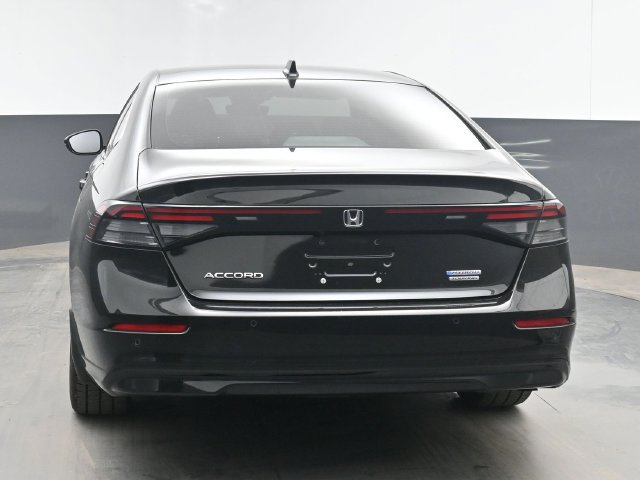 Used 2023 Honda Accord Touring image 9