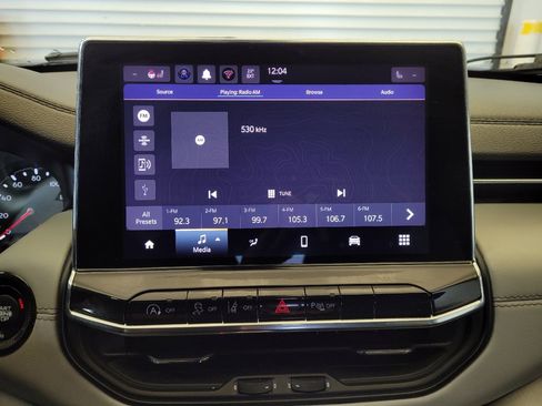 Used 2022 Jeep Compass Limited image 25