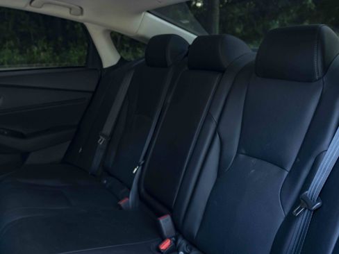 Used 2023 Honda Accord Touring image 17