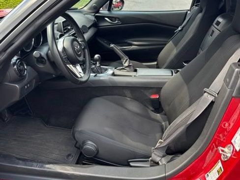 Used 2016 MAZDA MX-5 Miata Sport RWD image 8