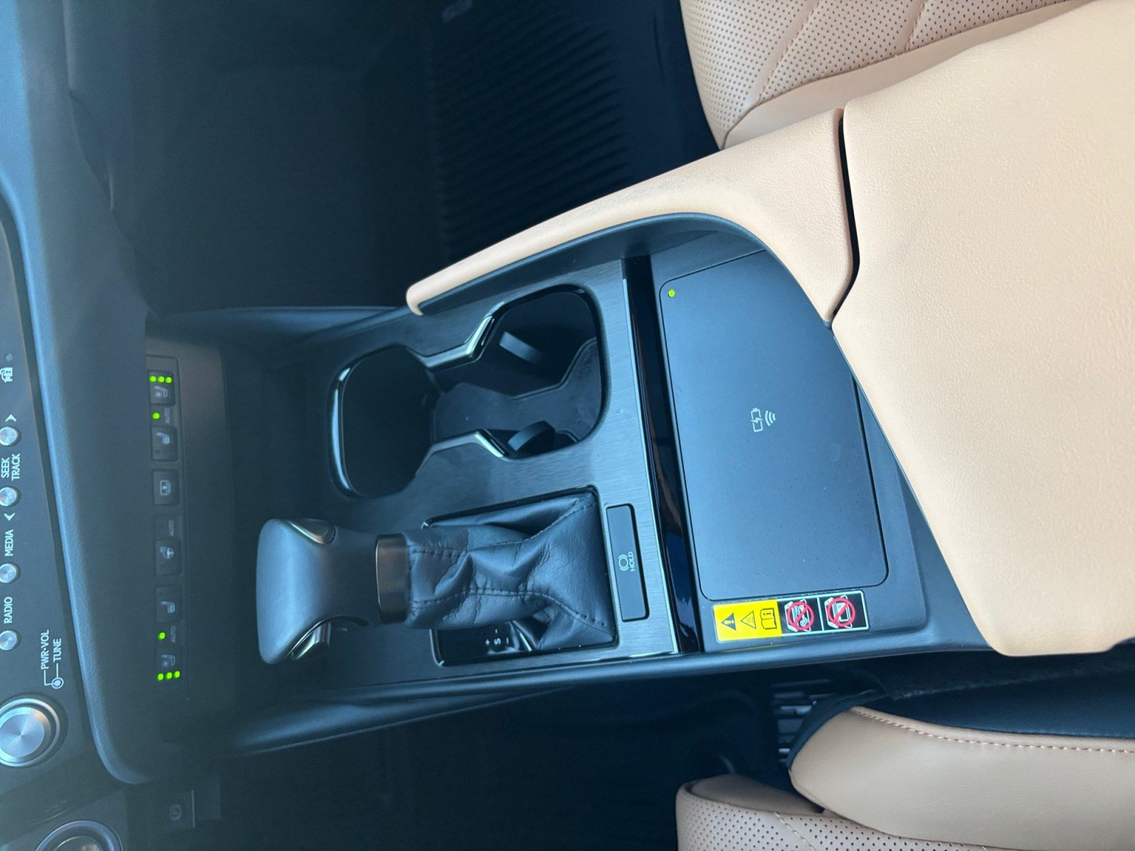 Used 2024 Lexus ES 350 Ultra Luxury w/ Accessory Package (Z2) FWD image 16