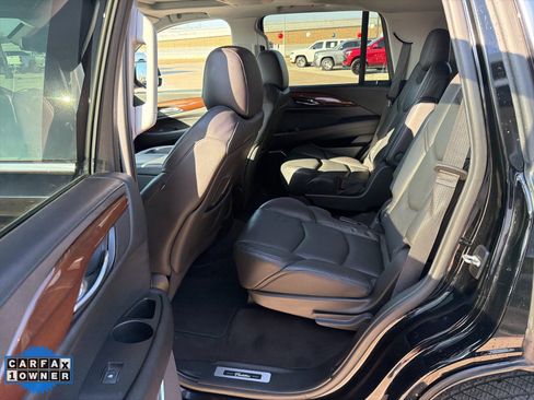 Used 2020 Cadillac Escalade Premium Luxury w/ LPO, Radiant Package image 19