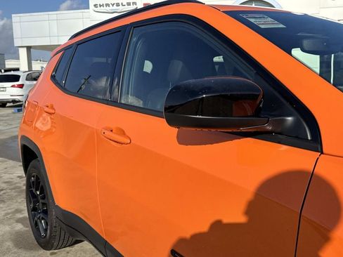 New 2026 Jeep Compass Latitude image 16