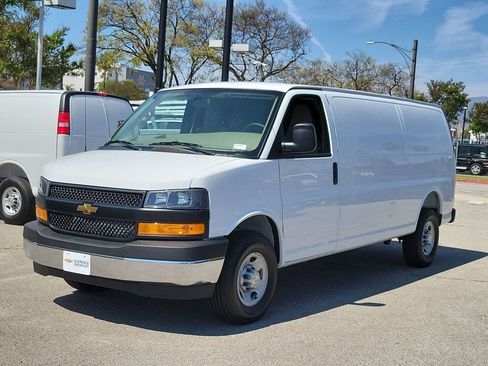 New 2026 Chevrolet Express 2500 Extended w/ Driver Convenience Package RWD image 16