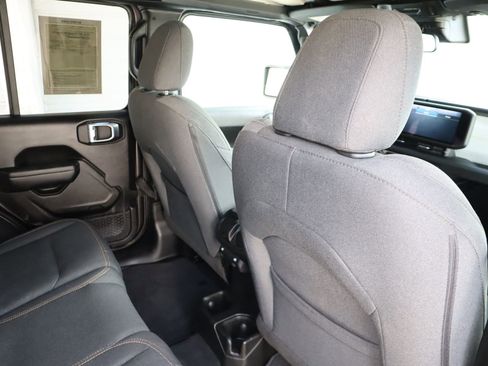 Used 2024 Jeep Wrangler Sport S image 55