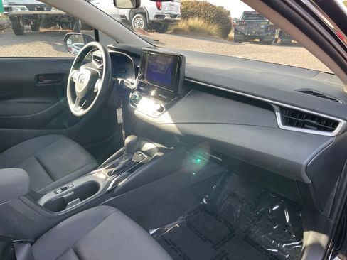 Used 2023 Toyota Corolla LE image 28