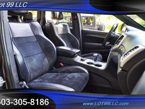 Used 2015 Jeep Grand Cherokee SRT w/ Luxury Group II AWD/4WD image 18
