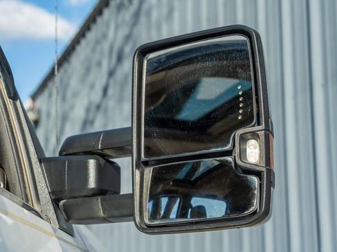 Used 2019 GMC Sierra 2500 Denali w/ Duramax Plus Package image 13