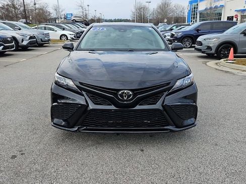 Used 2023 Toyota Camry SE image 11