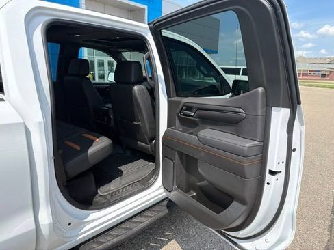 Used 2023 GMC Sierra 1500 AT4 w/ AT4 Premium Package AWD/4WD image 23