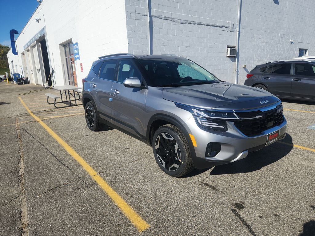 New 2026 Kia Seltos SX AWD/4WD image 1