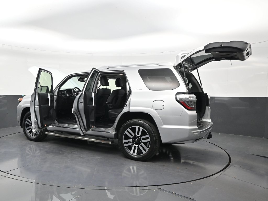 Used 2023 Toyota 4Runner Limited RWD image 31