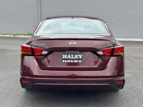 Used 2024 Nissan Altima 2.5 SV FWD image 22