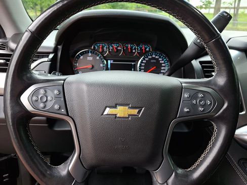 Used 2020 Chevrolet Tahoe LT AWD/4WD image 25