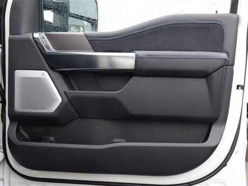 Used 2026 Ford F450 Platinum w/ FX4 Off-Road Package image 27