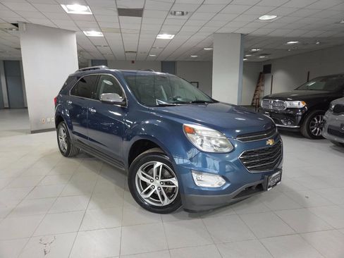 Used 2017 Chevrolet Equinox Premier w/ Enhanced Convenience Package FWD image 1