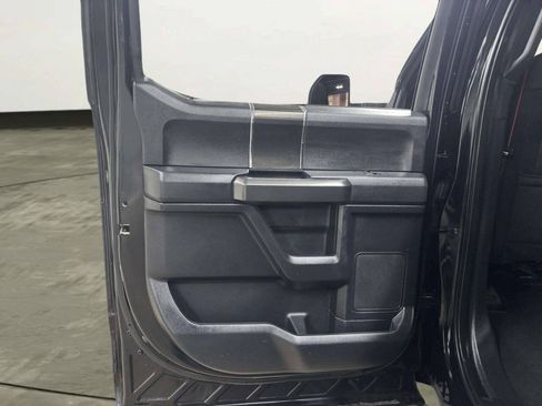 Used 2019 Ford F150 XLT w/ Equipment Group 302A Luxury AWD/4WD image 14