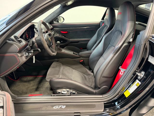 Used 2020 Porsche 718 Cayman GT4 RWD image 21