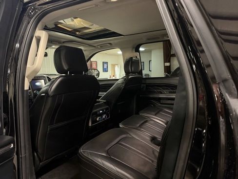 Used 2021 Ford Expedition Max Platinum image 10