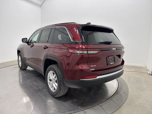 New 2025 Jeep Grand Cherokee Laredo X w/ Luxury Tech Group I image 5