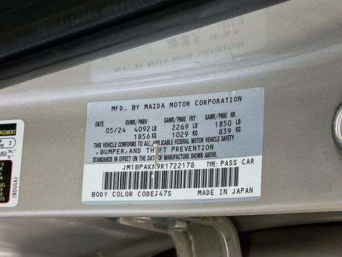 Used 2024 MAZDA MAZDA3 s FWD image 12