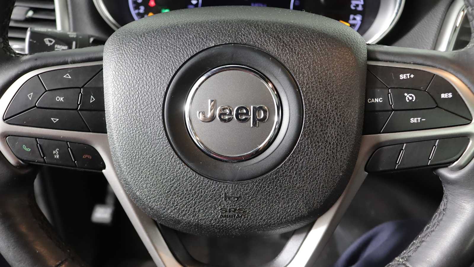 Used 2018 Jeep Grand Cherokee Limited AWD/4WD image 20
