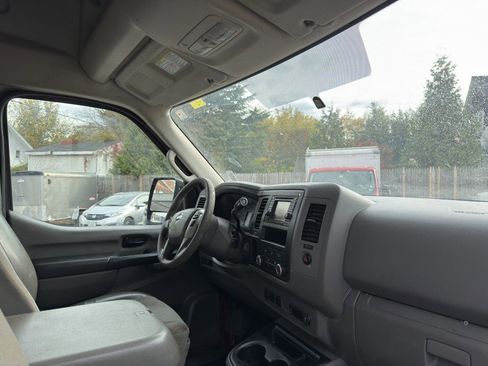 Used 2012 Nissan NV 2500 SV w/ Technology Pkg RWD image 22