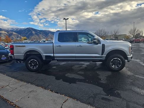 Used 2023 Ford F250 Lariat w/ Lariat Ultimate Package image 4