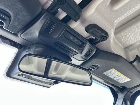 Used 2025 Jeep Wrangler Sahara w/ Safety Group image 29