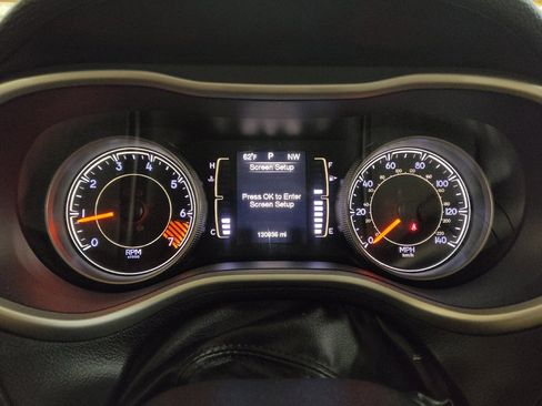 Used 2015 Jeep Cherokee Latitude FWD image 23