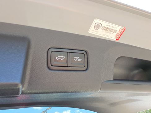 Certified 2025 Kia Telluride SX X-Line AWD/4WD image 11