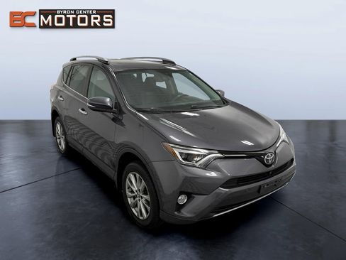 Used 2017 Toyota RAV4 Limited w/ Advanced Technology Package image 7