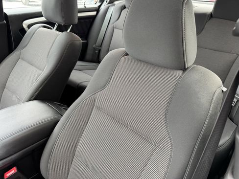 Used 2019 Ford Taurus SEL w/ Equipment Group 201A image 19