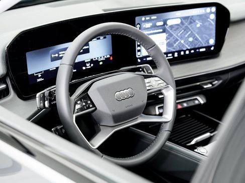 New 2026 Audi Q3 quattro 2.0T image 9