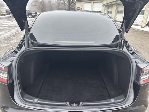 Used 2023 Tesla Model 3 Standard Range image 6