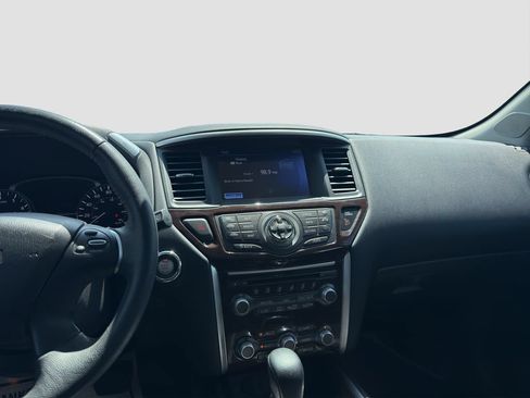 Used 2015 Nissan Pathfinder SL w/ SL Tech Package AWD/4WD image 15