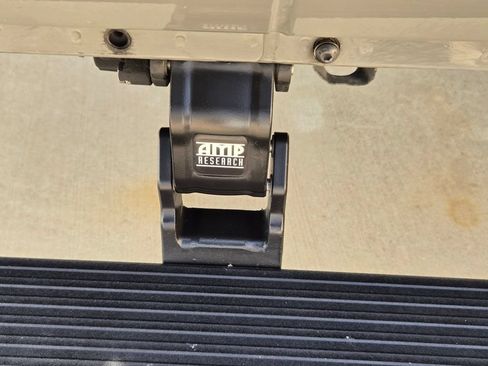 Used 2021 Jeep Wrangler Unlimited Rubicon AWD/4WD image 23