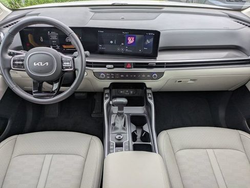 Used 2025 Kia Sorento S w/ Panoramic Sunroof Package FWD image 14