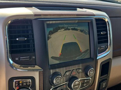 Used 2016 RAM 1500 Laramie w/ Convenience Group AWD/4WD image 17