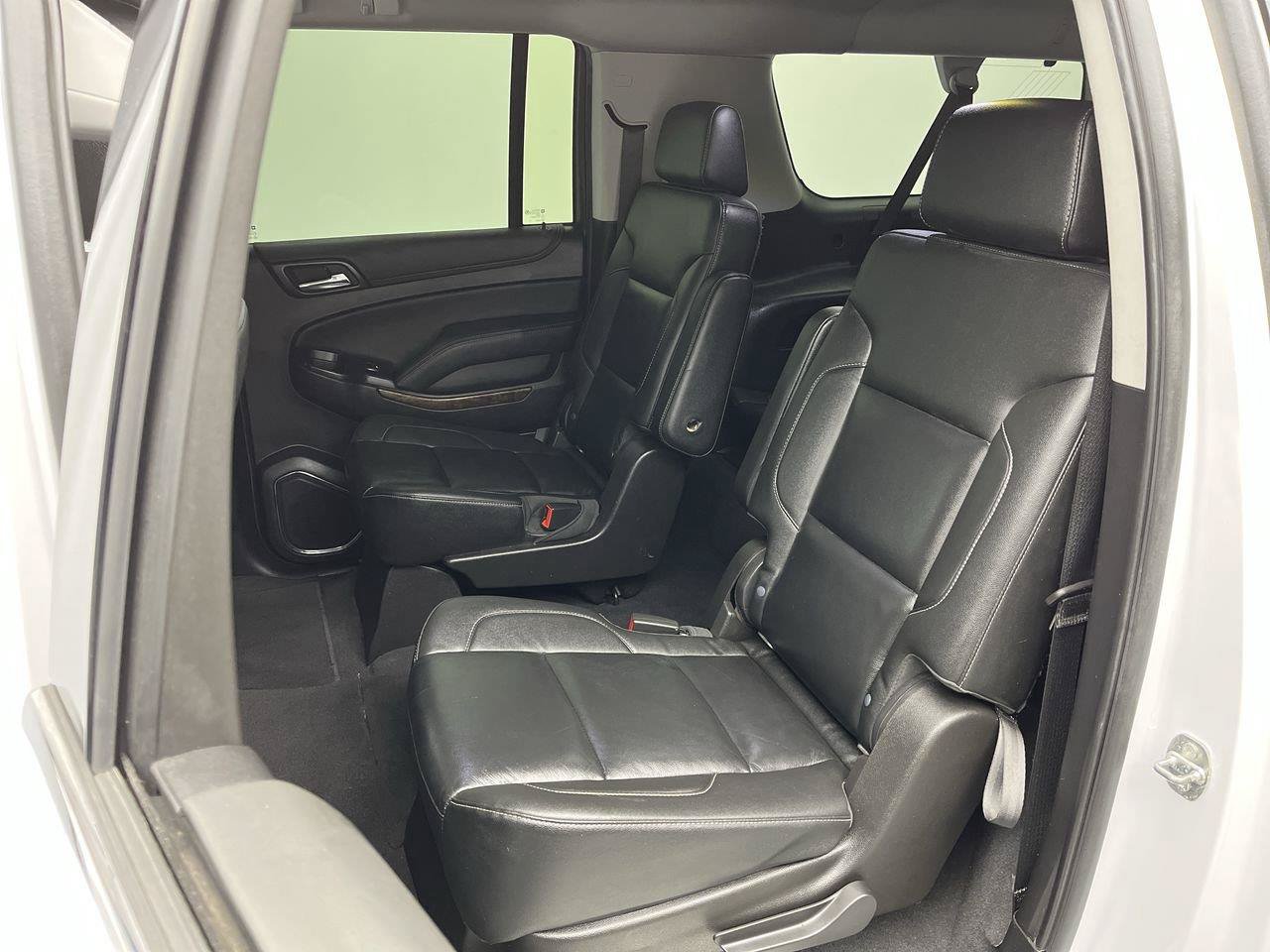 Used 2020 Chevrolet Suburban LT AWD/4WD image 10