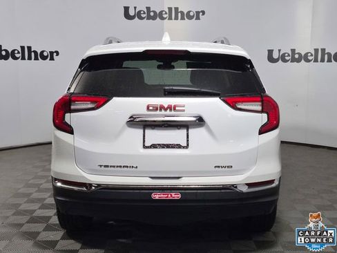 Used 2024 GMC Terrain SLT AWD/4WD image 6