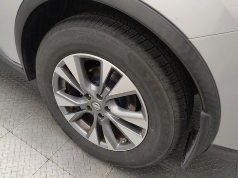 Used 2015 Nissan Murano SV w/ Cargo Package FWD image 31