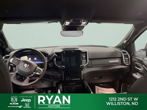 New 2026 RAM 2500 Laramie AWD/4WD image 10