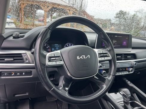 Used 2022 Kia Telluride S image 15