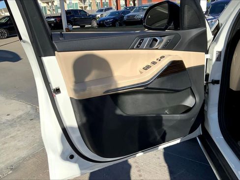 Used 2020 BMW X5 sDrive40i w/ Premium Package image 21