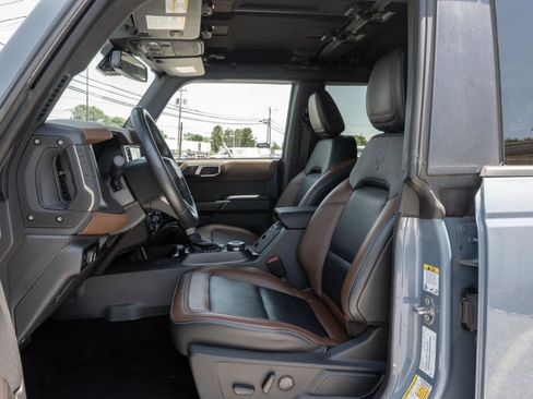 Used 2024 Ford Bronco Outer Banks AWD/4WD image 20