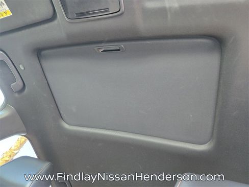 Used 2024 Honda CR-V Sport Touring image 12