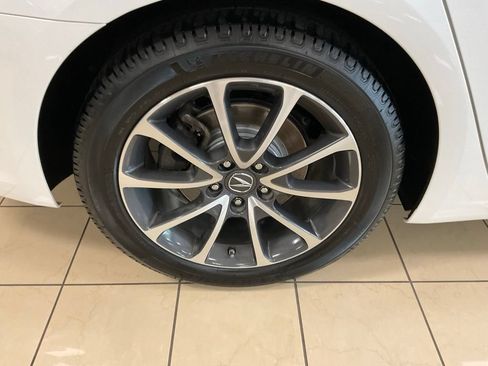 Used 2015 Acura TLX V6 w/ Technology Package FWD image 8