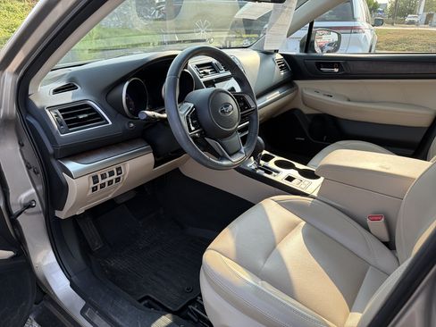 Used 2019 Subaru Outback 2.5i Limited AWD/4WD image 26