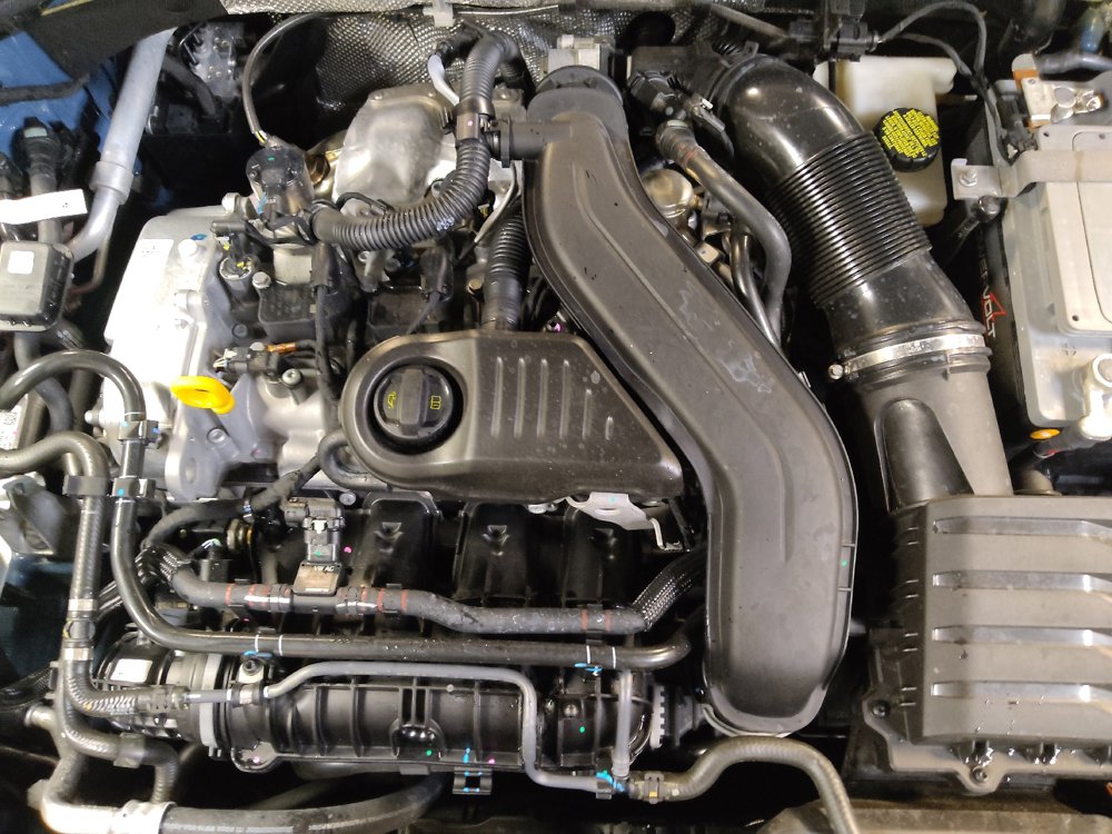 Used 2025 Volkswagen Jetta Sport FWD image 30